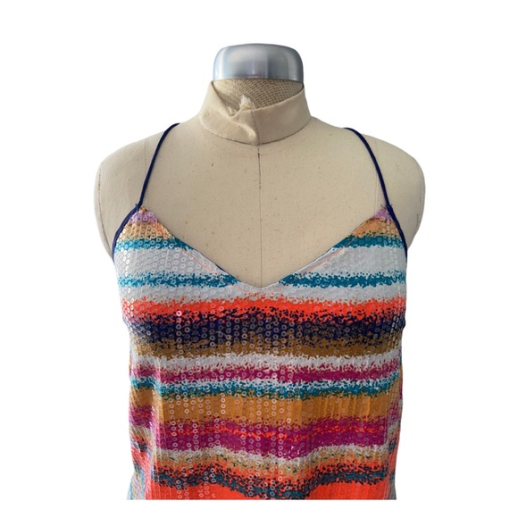 Lovposh Sequin Crop Camisole Top - Picture 3 of 10